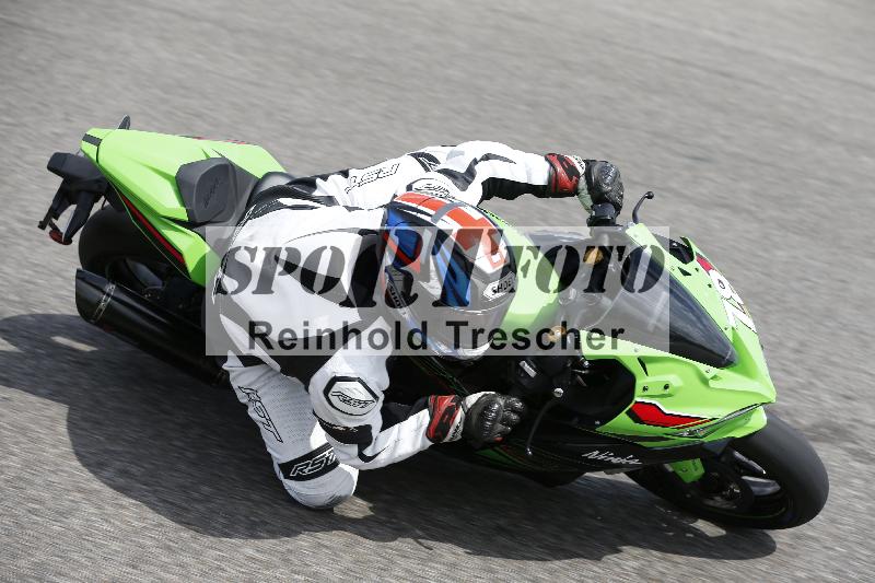 /Archiv-2024/29 12.06.2024 MOTO.CH Track Day ADR/Gruppe rot/78-1